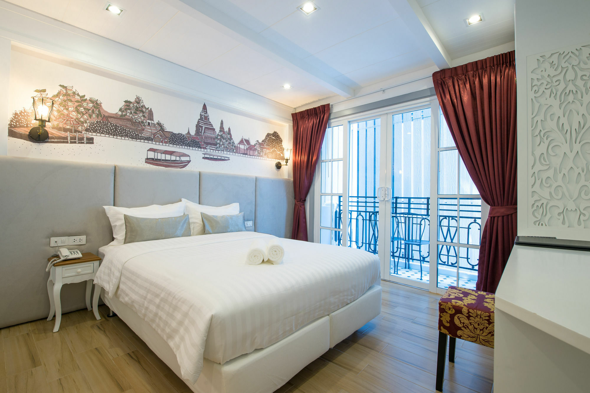 White Ivory Bed And Breakfast Bangkok Exterior photo